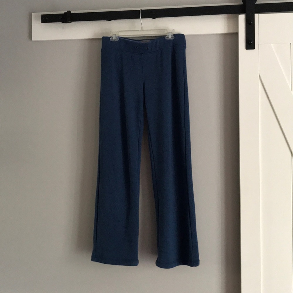 UGG Sweatpants. Size M